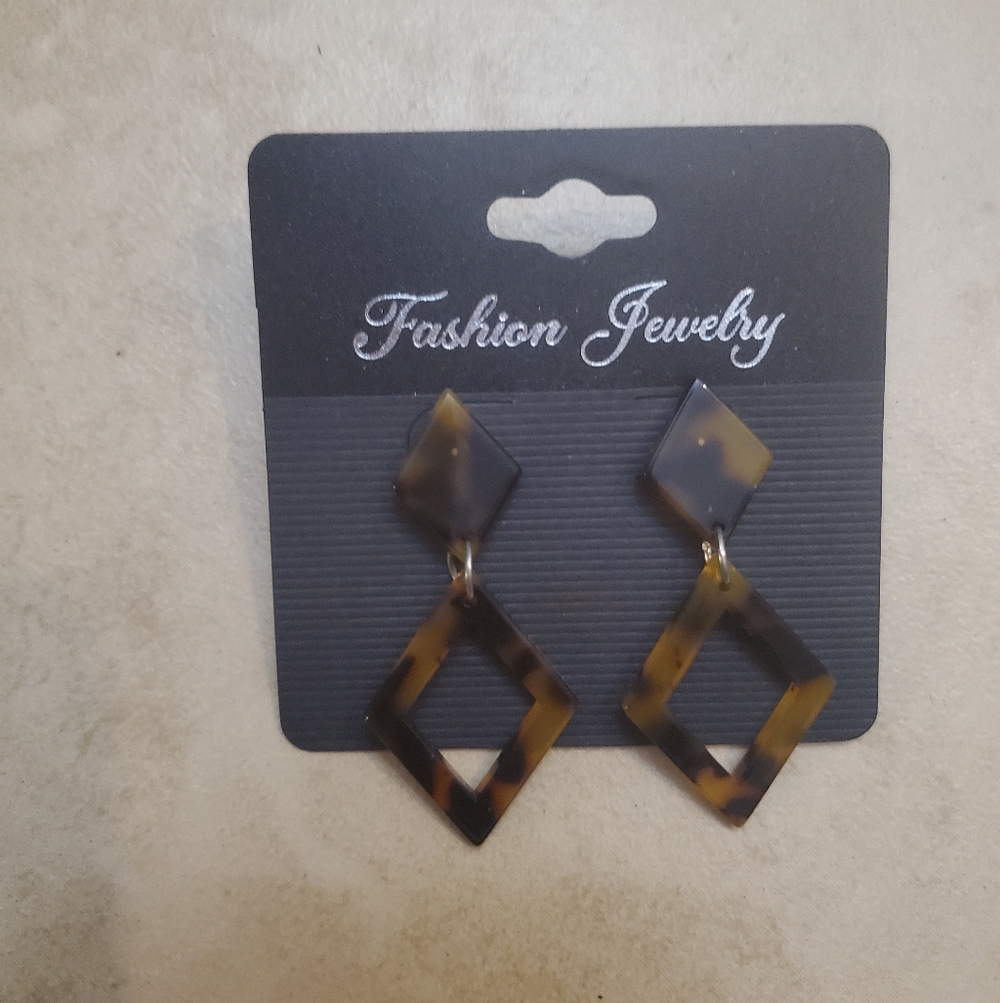 Fashion Jewelry Geometric Drop Earrings with Tortoise Shell Pattern